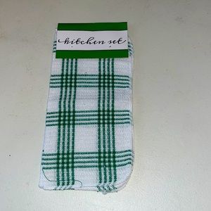 New, Never Been Used, Set of 2 Dish Cloths, Kitchen Set, Green, White, Checkered